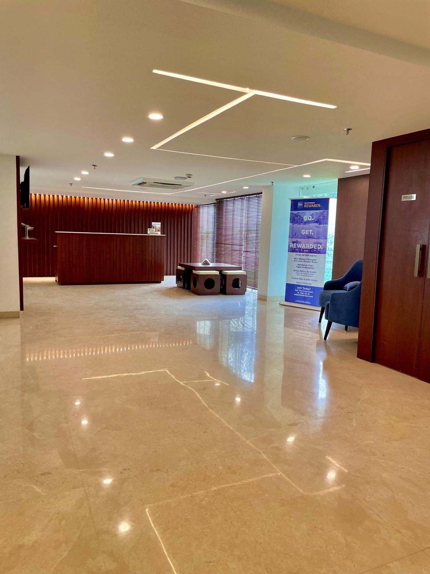 Best Western Maharani Bagh 뉴델리 외부 사진