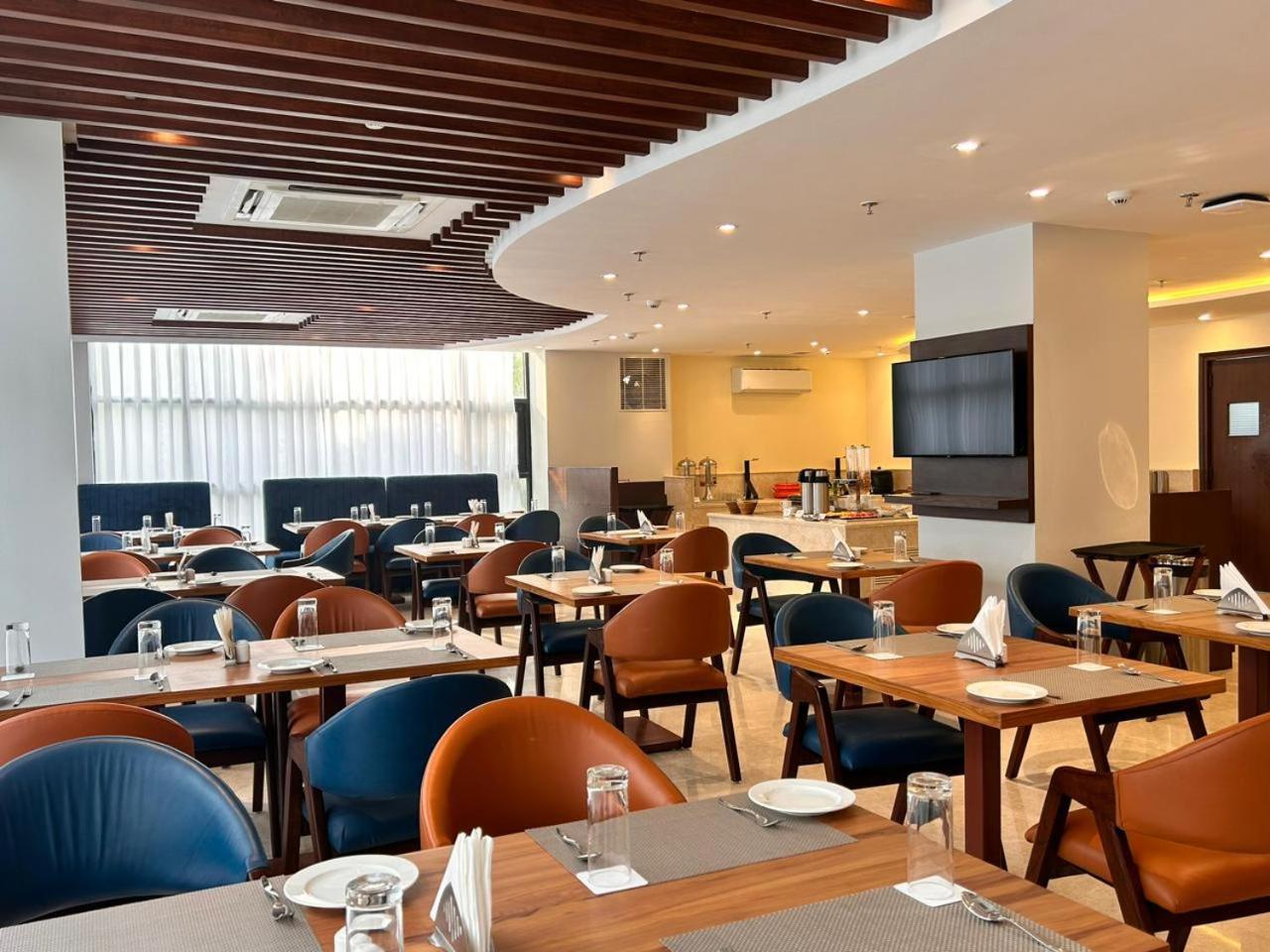Best Western Maharani Bagh 뉴델리 외부 사진