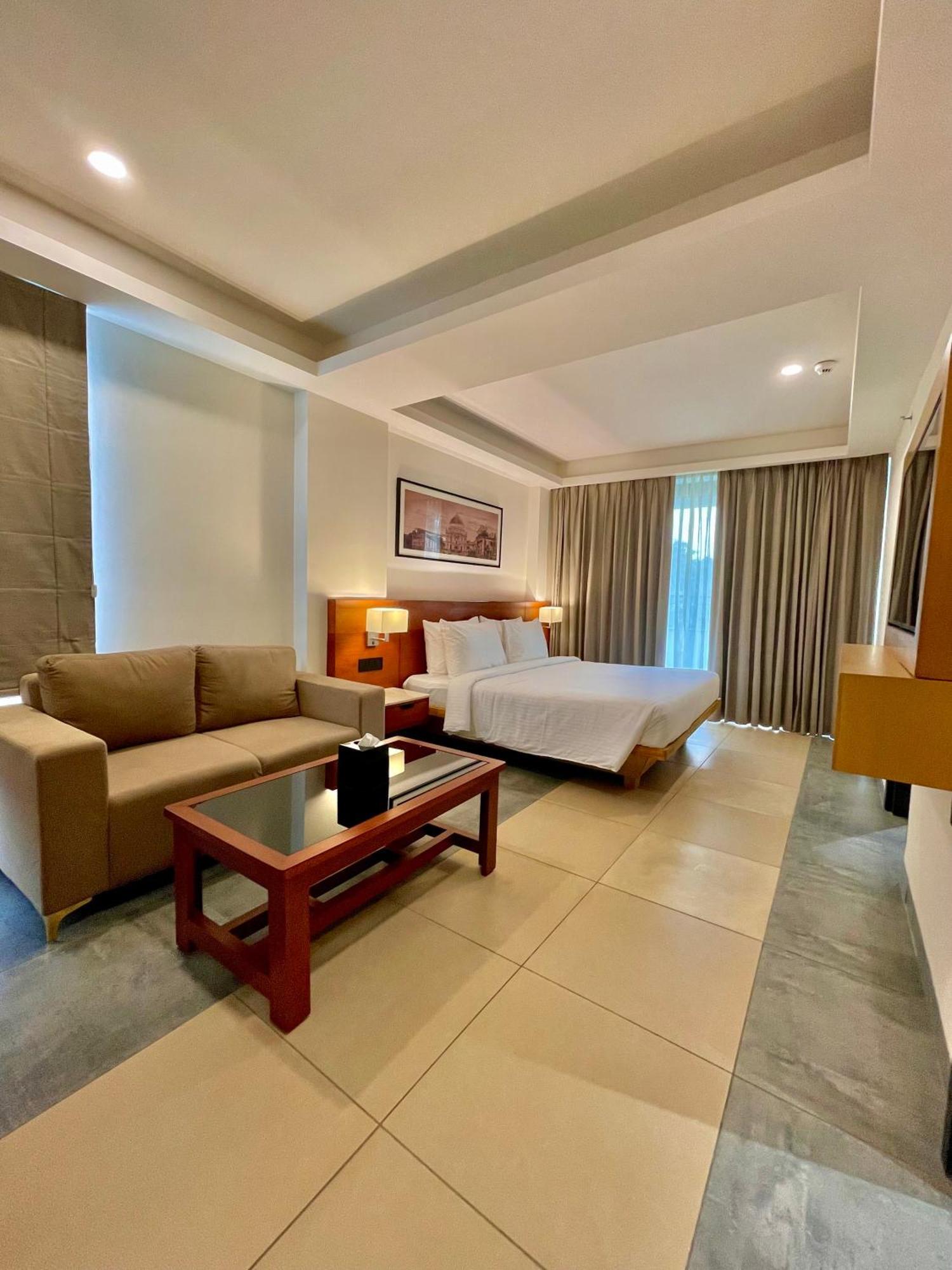 Best Western Maharani Bagh 뉴델리 외부 사진